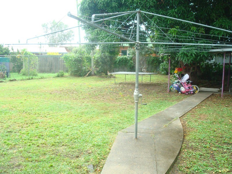 17 Brennan Street, Manunda QLD 4870