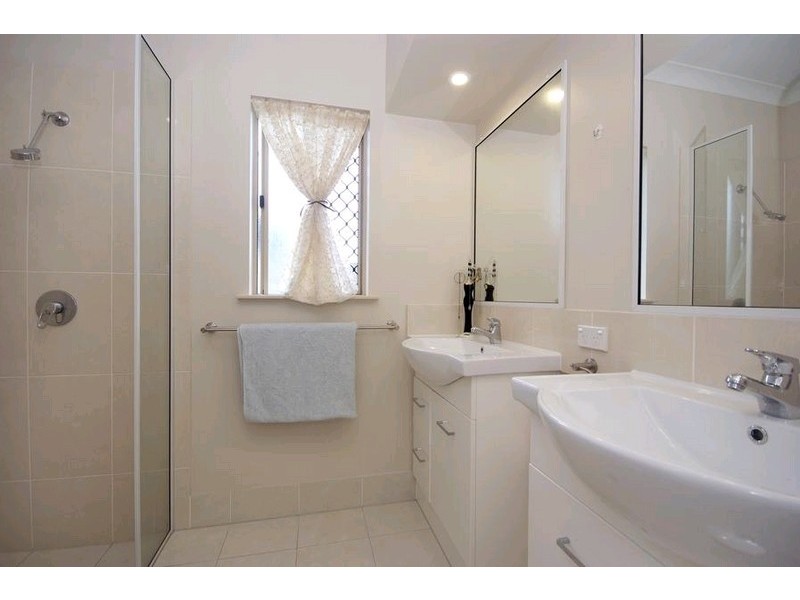 3 Hetherton Street, Smithfield QLD 4878