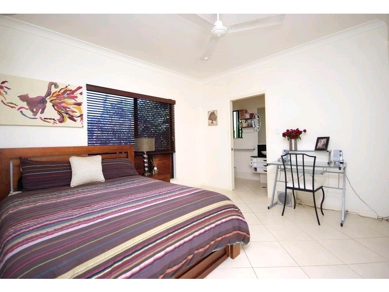 16 Orana Street, Caravonica QLD 4878