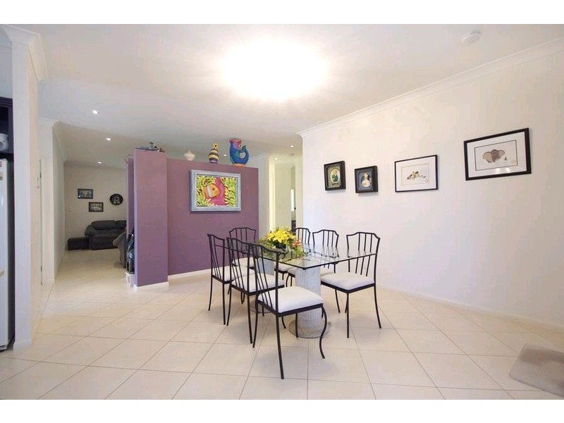 16 Orana Street, Caravonica QLD 4878