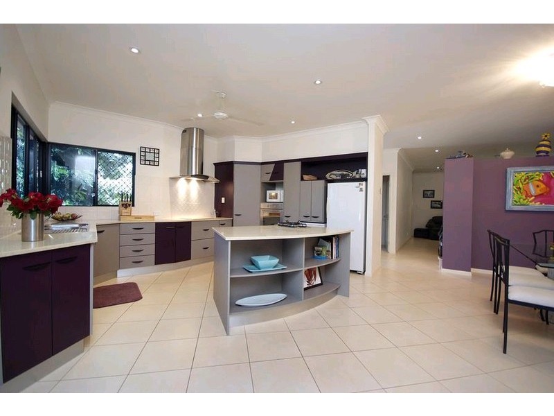 16 Orana Street, Caravonica QLD 4878