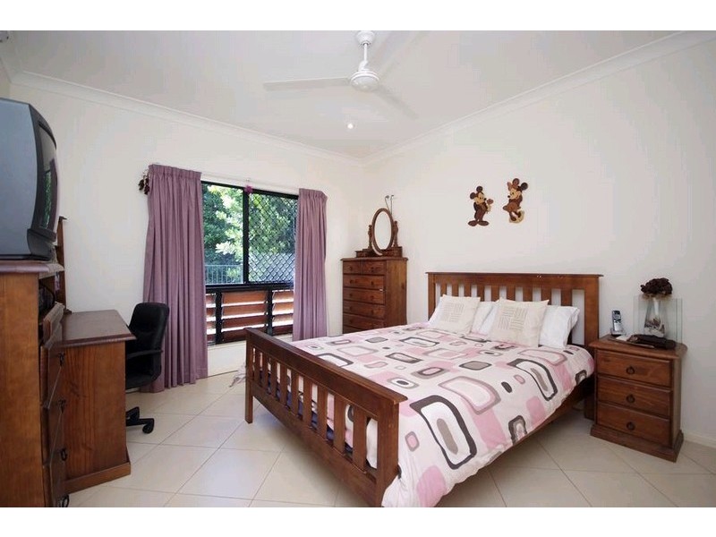 16 Orana Street, Caravonica QLD 4878