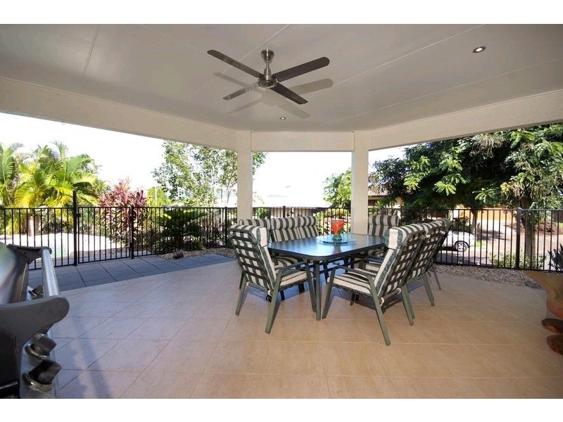 16 Orana Street, Caravonica QLD 4878