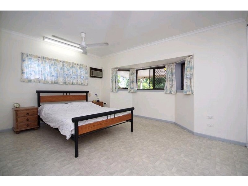 269 Toogood Road, Bayview Heights QLD 4868