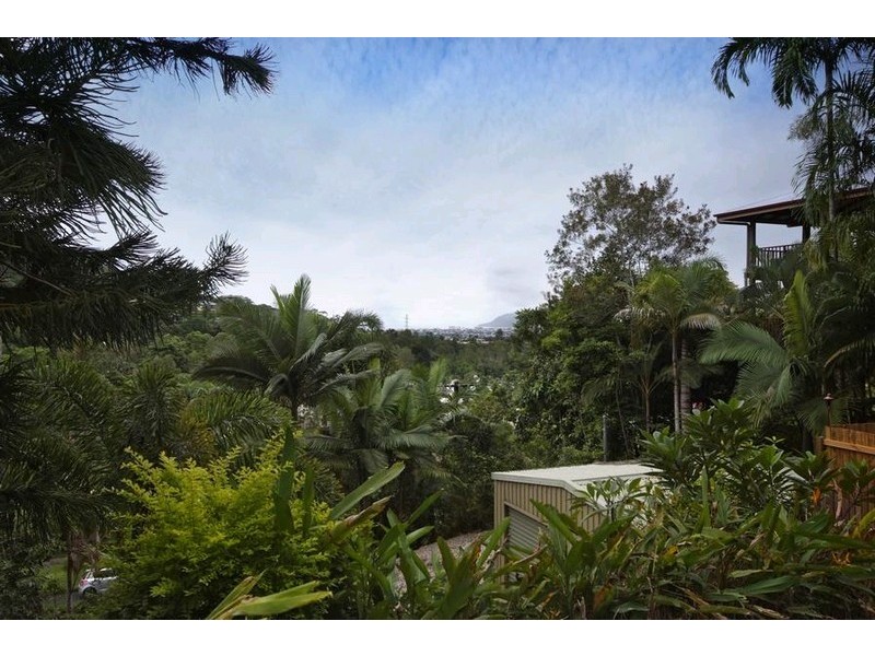 269 Toogood Road, Bayview Heights QLD 4868