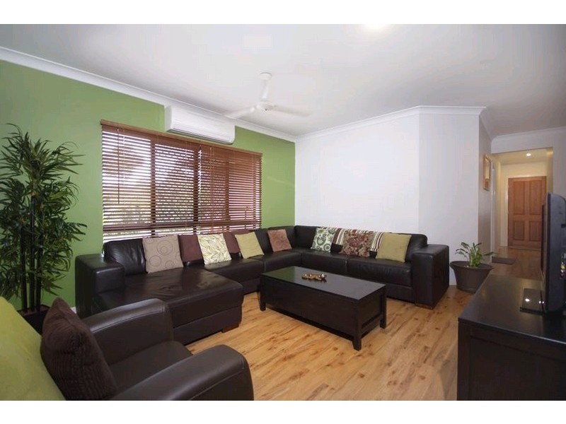 33 Cadell Street, Bentley Park QLD 4869