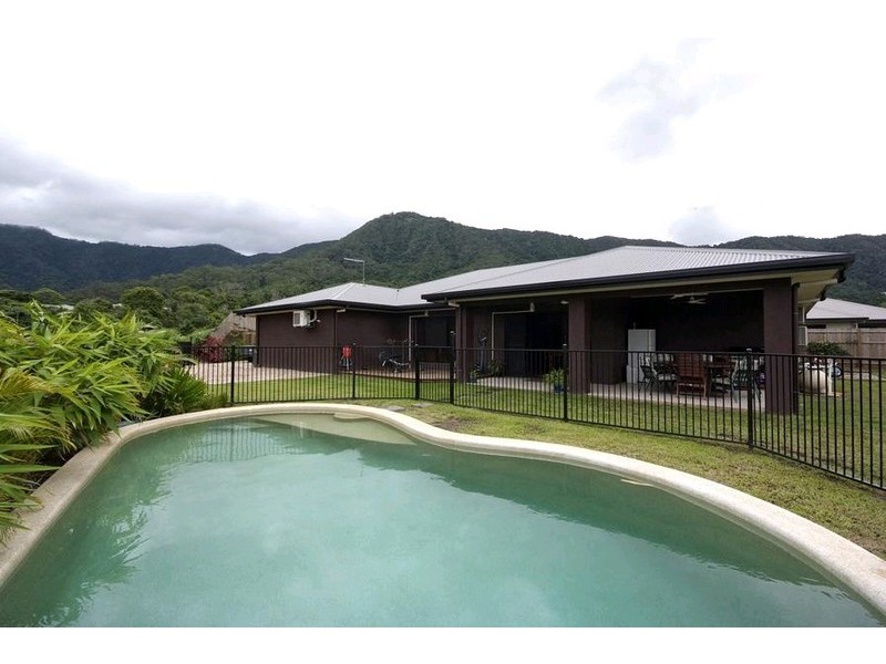 33 Cadell Street, Bentley Park QLD 4869