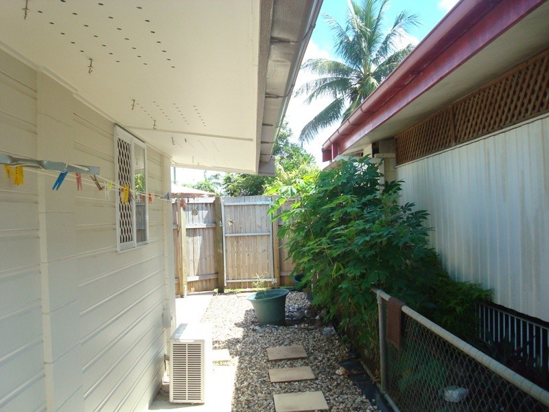 270 Brown Street, Westcourt QLD 4870