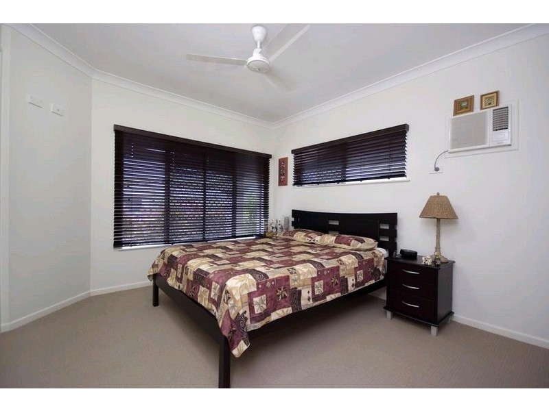 20 Altona Street, Bentley Park QLD 4869