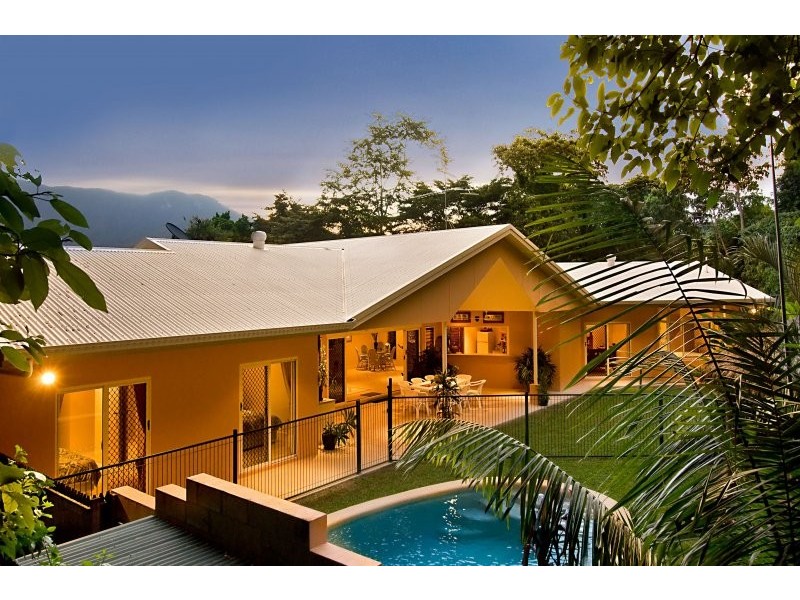 2 Chapel Close, Brinsmead QLD 4870