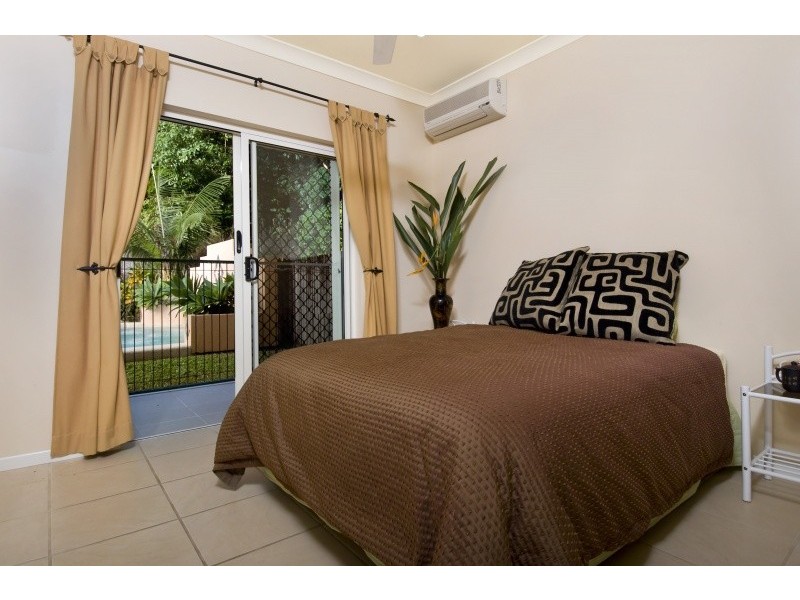 2 Chapel Close, Brinsmead QLD 4870