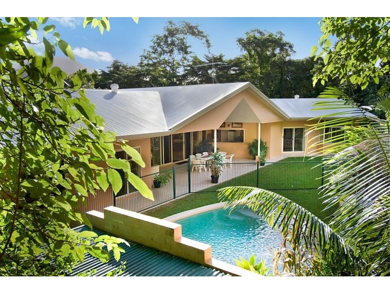 2 Chapel Close, Brinsmead QLD 4870