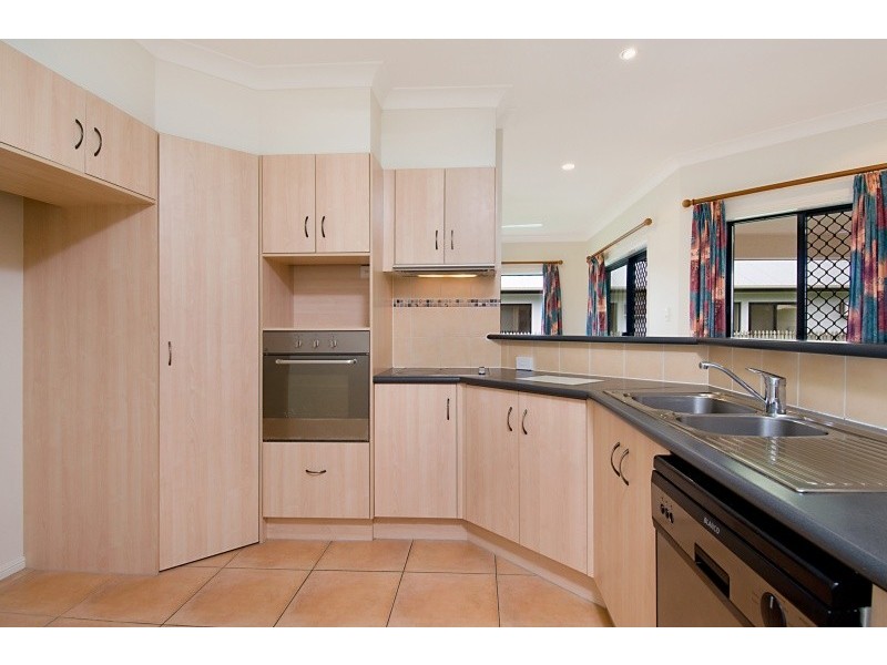 40 Leftwich Street, White Rock QLD 4868