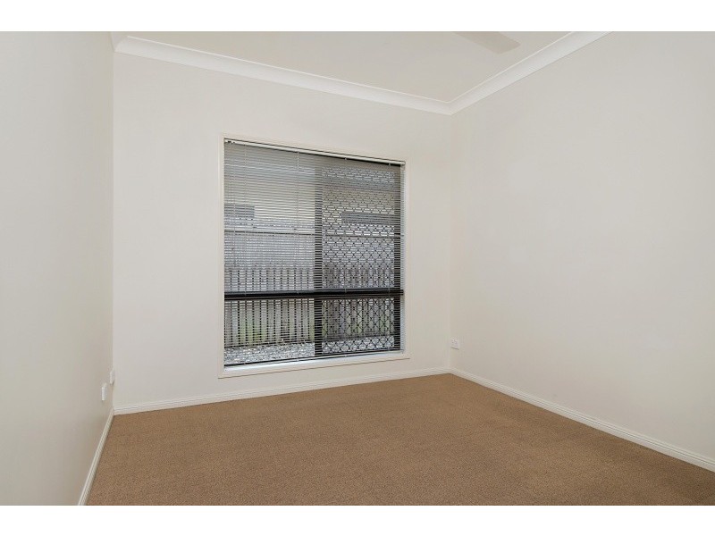 40 Leftwich Street, White Rock QLD 4868