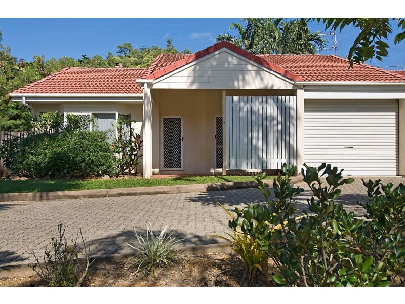 4/2 Nesbit Street, Whitfield QLD 4870