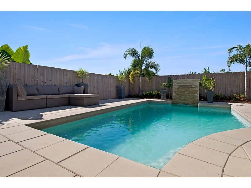 60 Woodrose Drive, Mount Sheridan QLD 4868