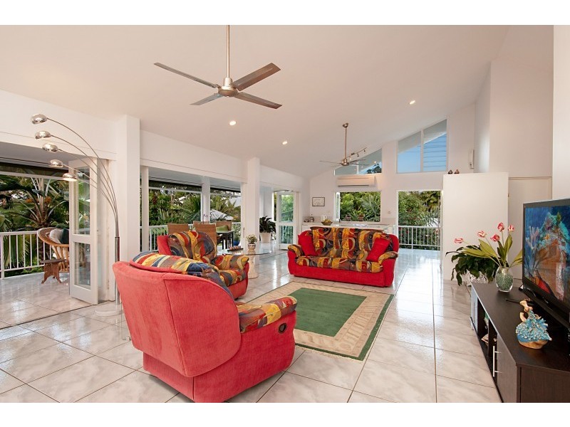 15 Batt Street, Clifton Beach QLD 4879