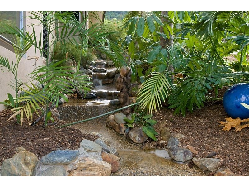 5-7 Kirrima Court, Redlynch QLD 4870