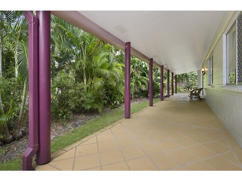1 Rudder Street, Clifton Beach QLD 4879