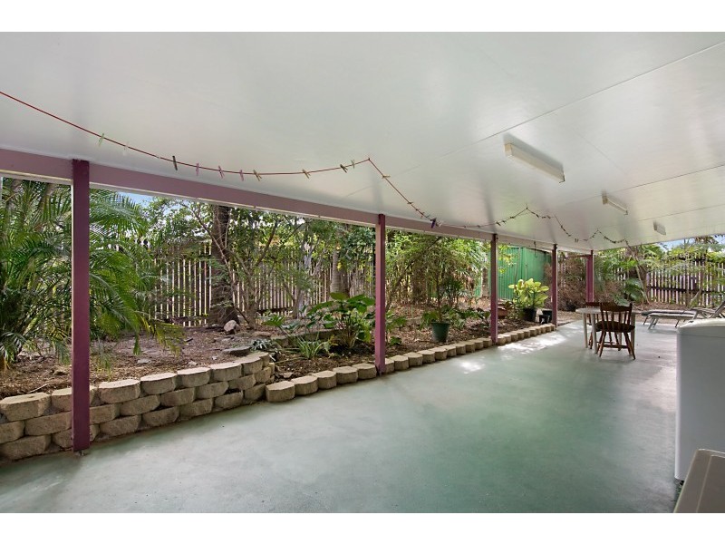 1 Rudder Street, Clifton Beach QLD 4879