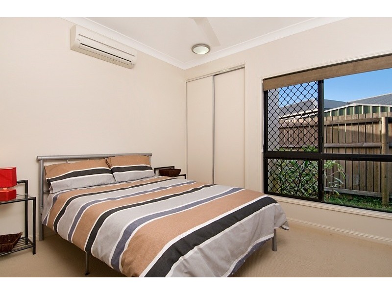 2 Calvert Close, Bentley Park QLD 4869