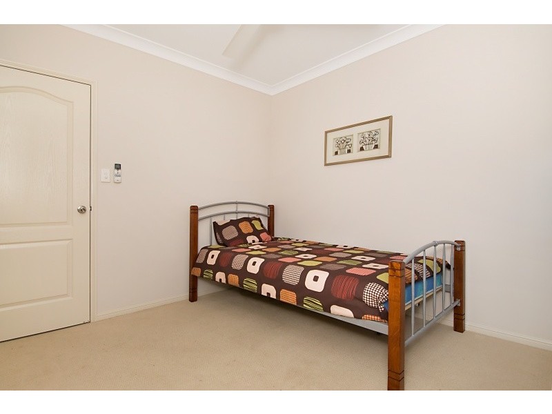 2 Calvert Close, Bentley Park QLD 4869