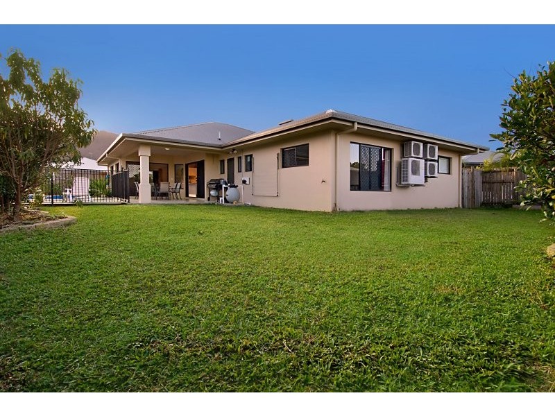 2 Calvert Close, Bentley Park QLD 4869