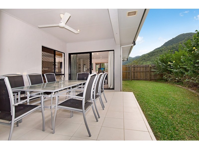 9 Fantan Close, Redlynch QLD 4870