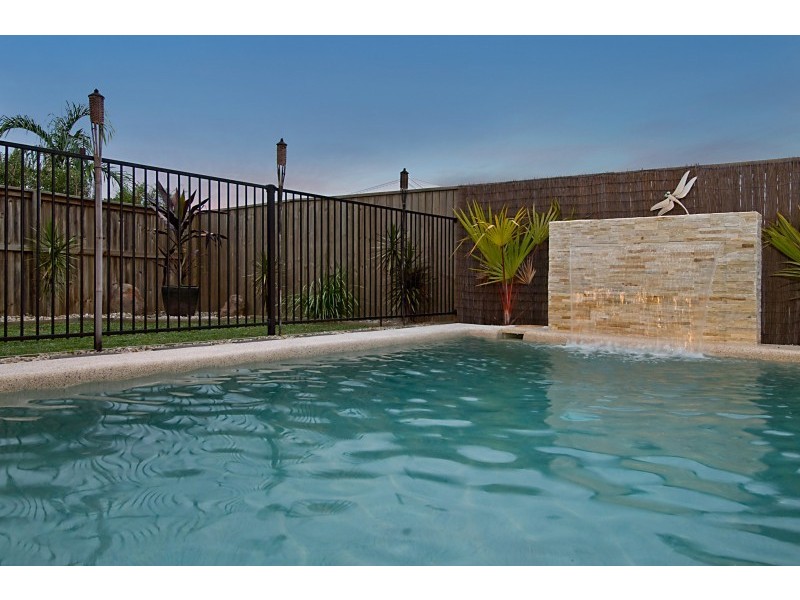 5 Bowline Close, Trinity Beach QLD 4879