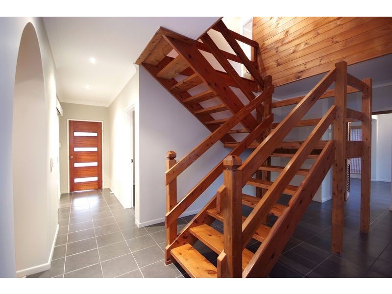 72 Wistaria Street, Holloways Beach QLD 4878