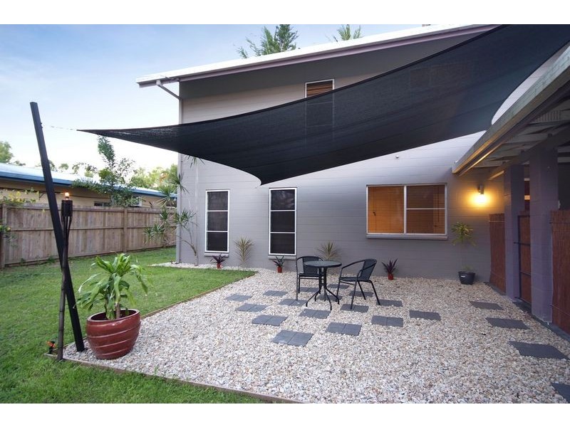 72 Wistaria Street, Holloways Beach QLD 4878