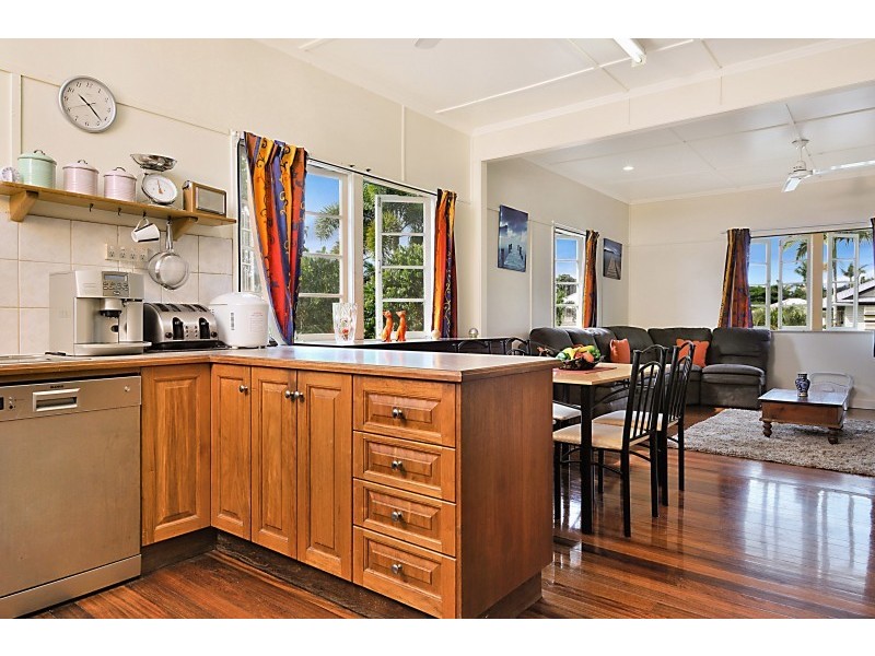 18 George Street, Earlville QLD 4870