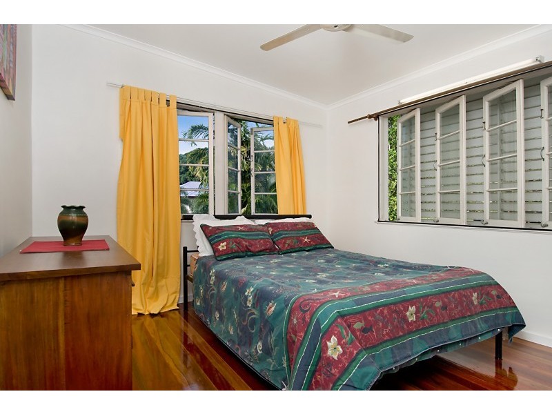 18 George Street, Earlville QLD 4870