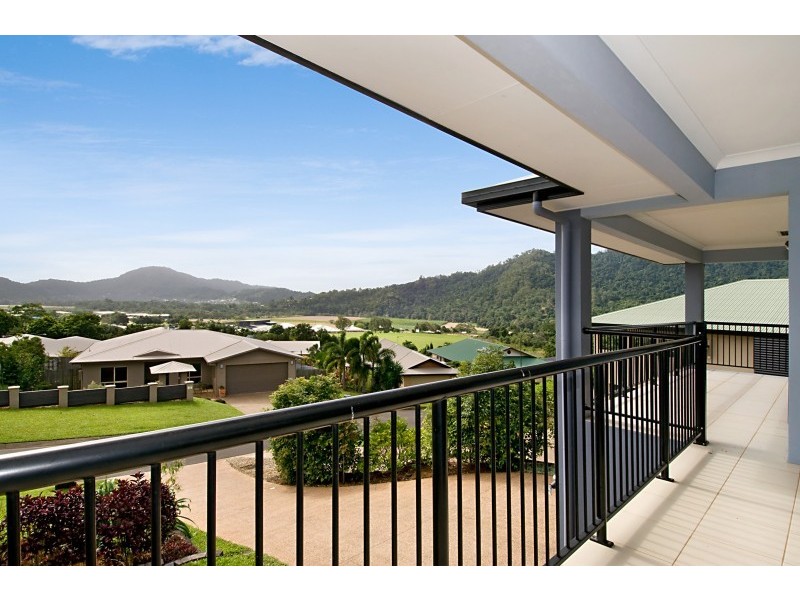 11 Pilosa Street, Redlynch QLD 4870