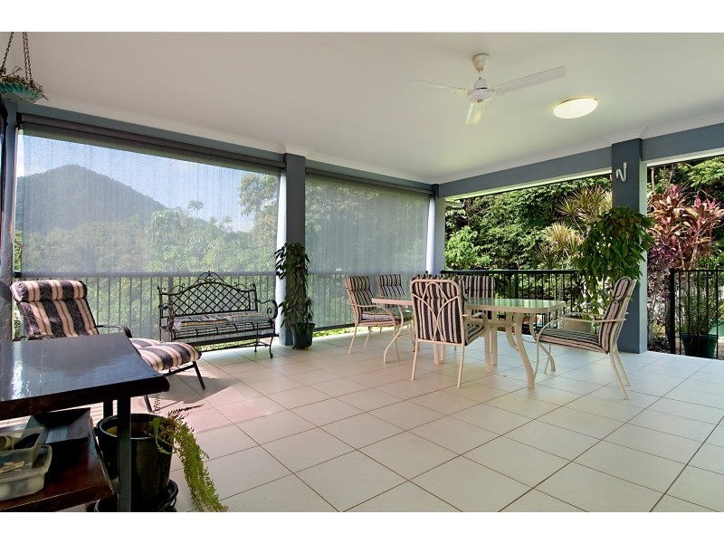 11 Pilosa Street, Redlynch QLD 4870