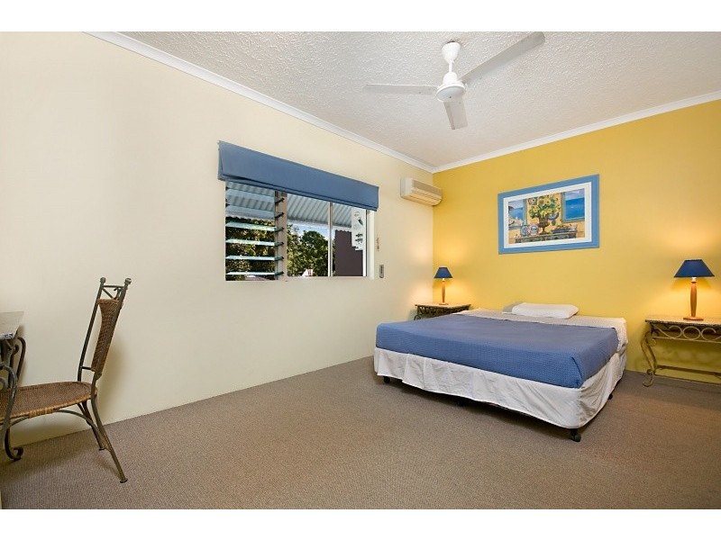 15/129-135 Oleander Street, Holloways Beach QLD 4878