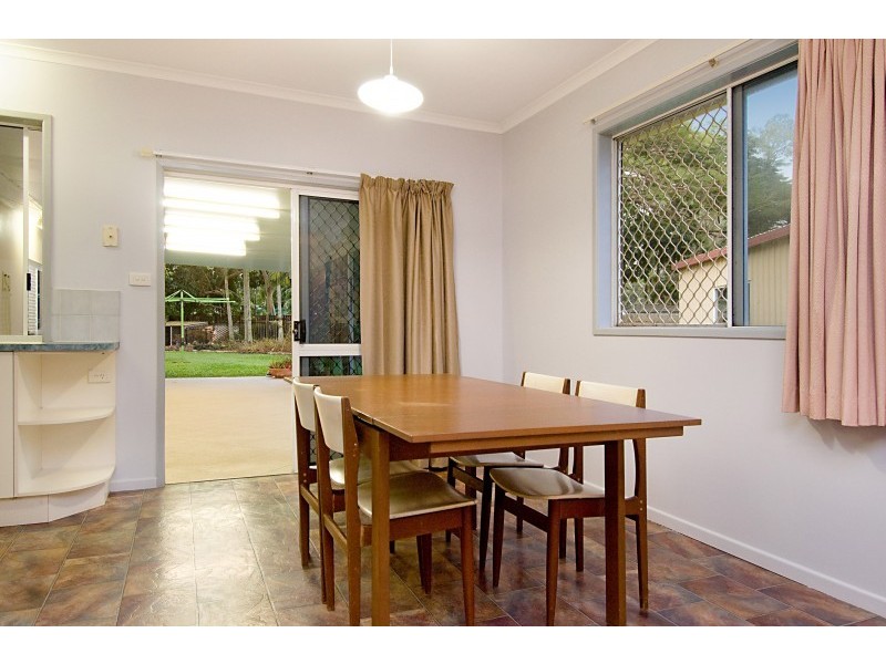 8 Saffron Close, Holloways Beach QLD 4878