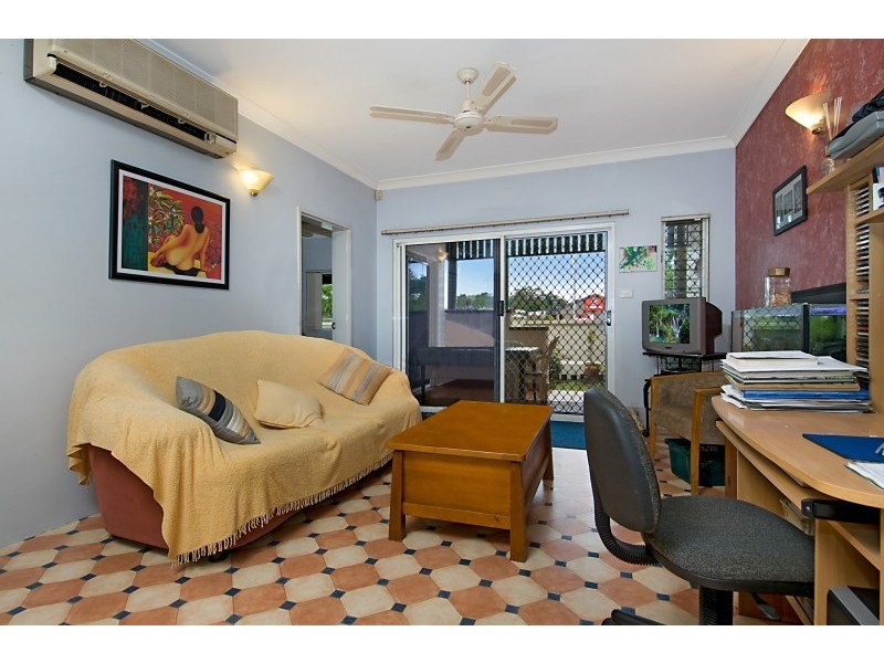 8/5-7 Herries Street, Earlville QLD 4870