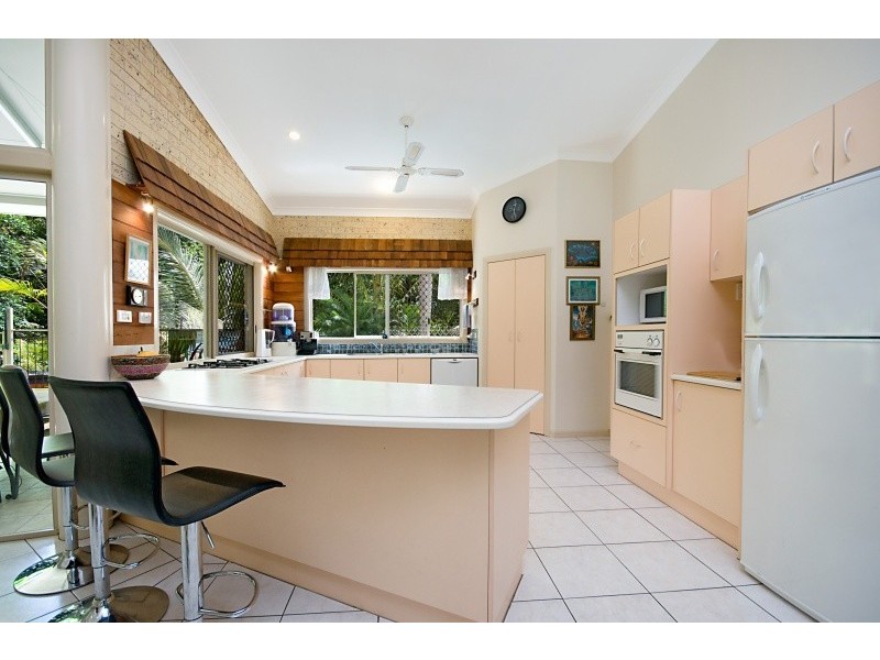 34 – 36 Lark Close, Clifton Beach QLD 4879