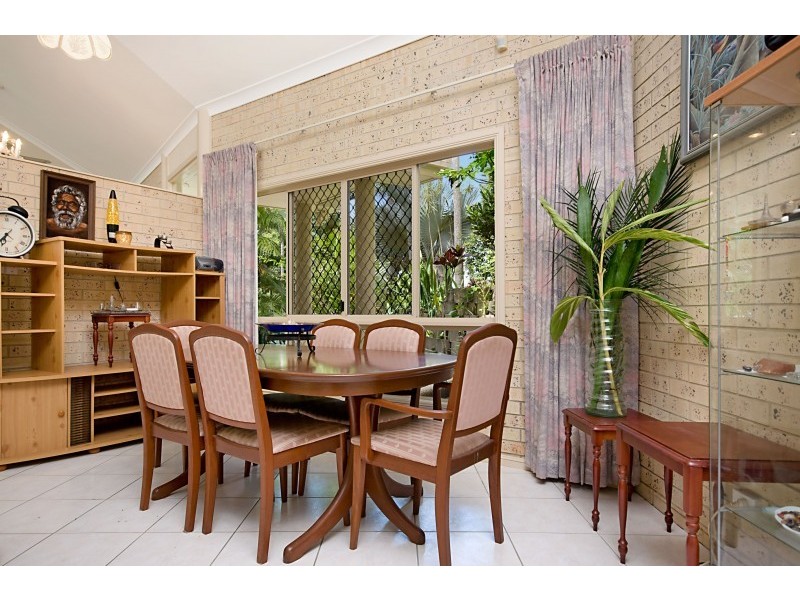 34 – 36 Lark Close, Clifton Beach QLD 4879