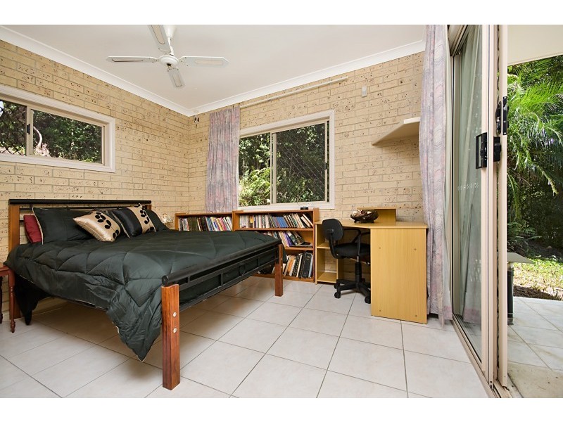 34 – 36 Lark Close, Clifton Beach QLD 4879