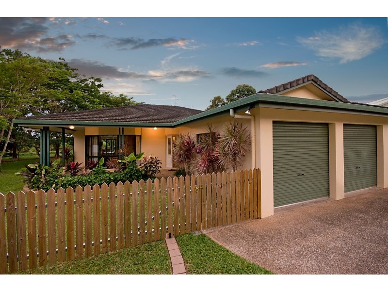 12 Raphis Close, Kamerunga QLD 4870