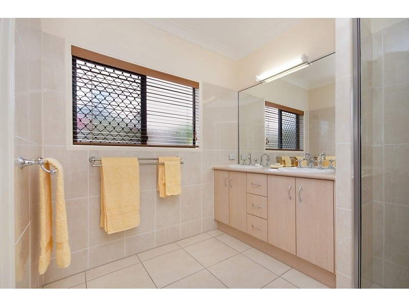 17 Arkendeith Drive, Edmonton QLD 4869