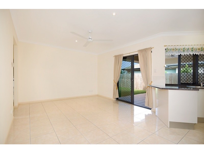 17 Seton Street, Trinity Park QLD 4879