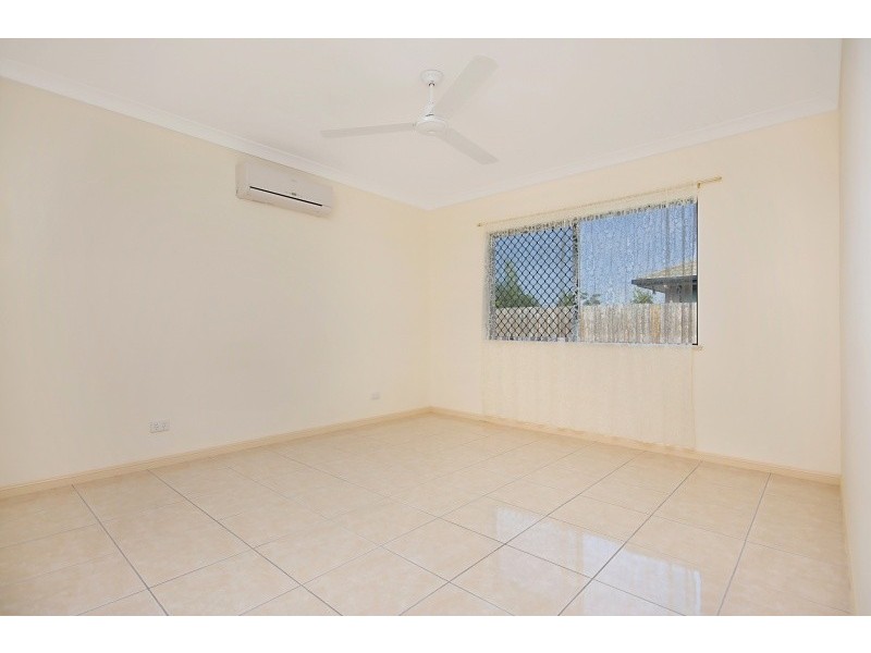 17 Seton Street, Trinity Park QLD 4879