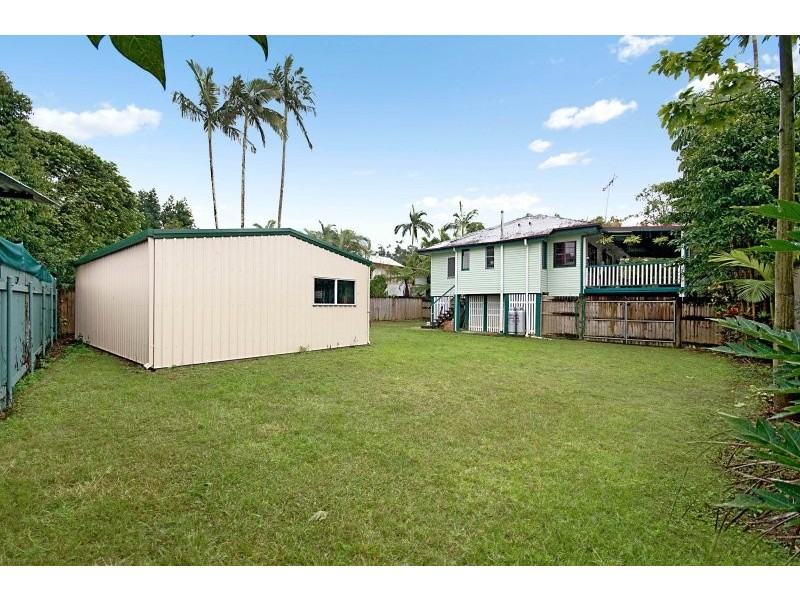 9 George Street, Earlville QLD 4870