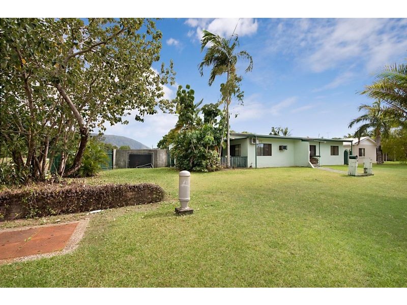 22 Baines Street, Clifton Beach QLD 4879