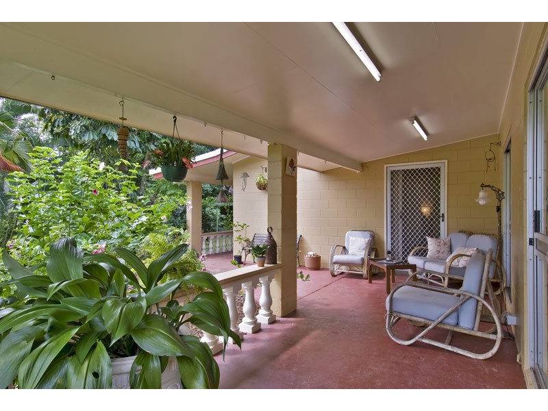 12 Marcia Close, Smithfield QLD 4878