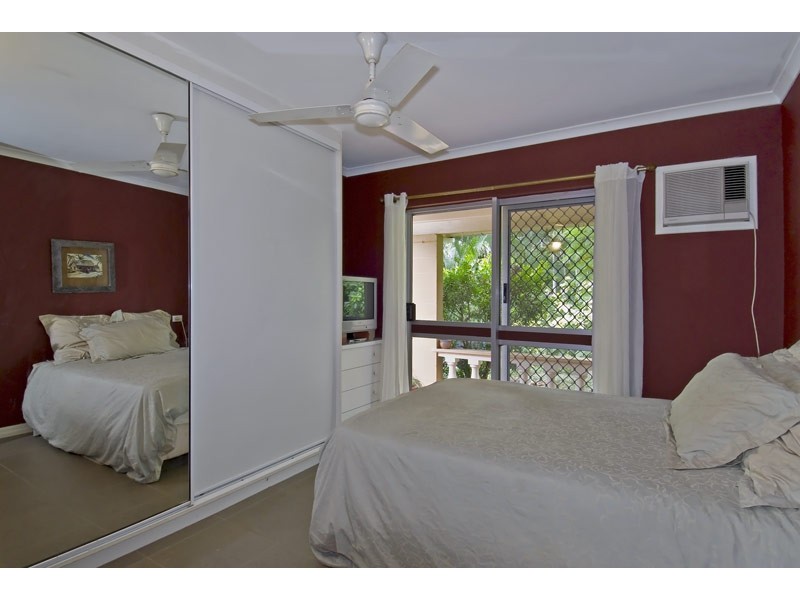 12 Marcia Close, Smithfield QLD 4878