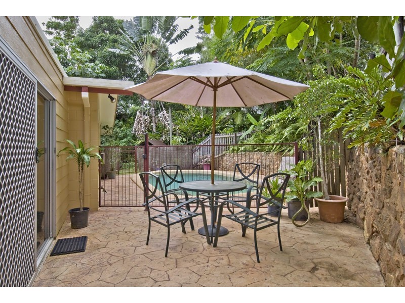 12 Marcia Close, Smithfield QLD 4878